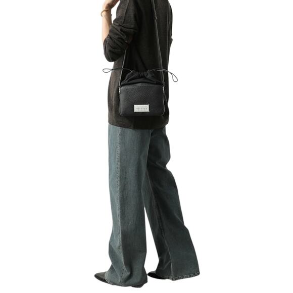 Maison Margiela Leather Crossbody Shoulder Bag SB1WG0018 Black - NWT $1560 - Picture 4 of 9